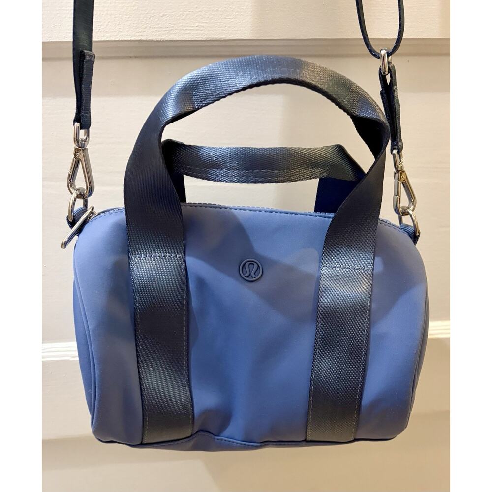 Lululemon Knit Nylon Mini Barrel Duffle Bag 5L, Purse Oasis Blue Used 1 Time